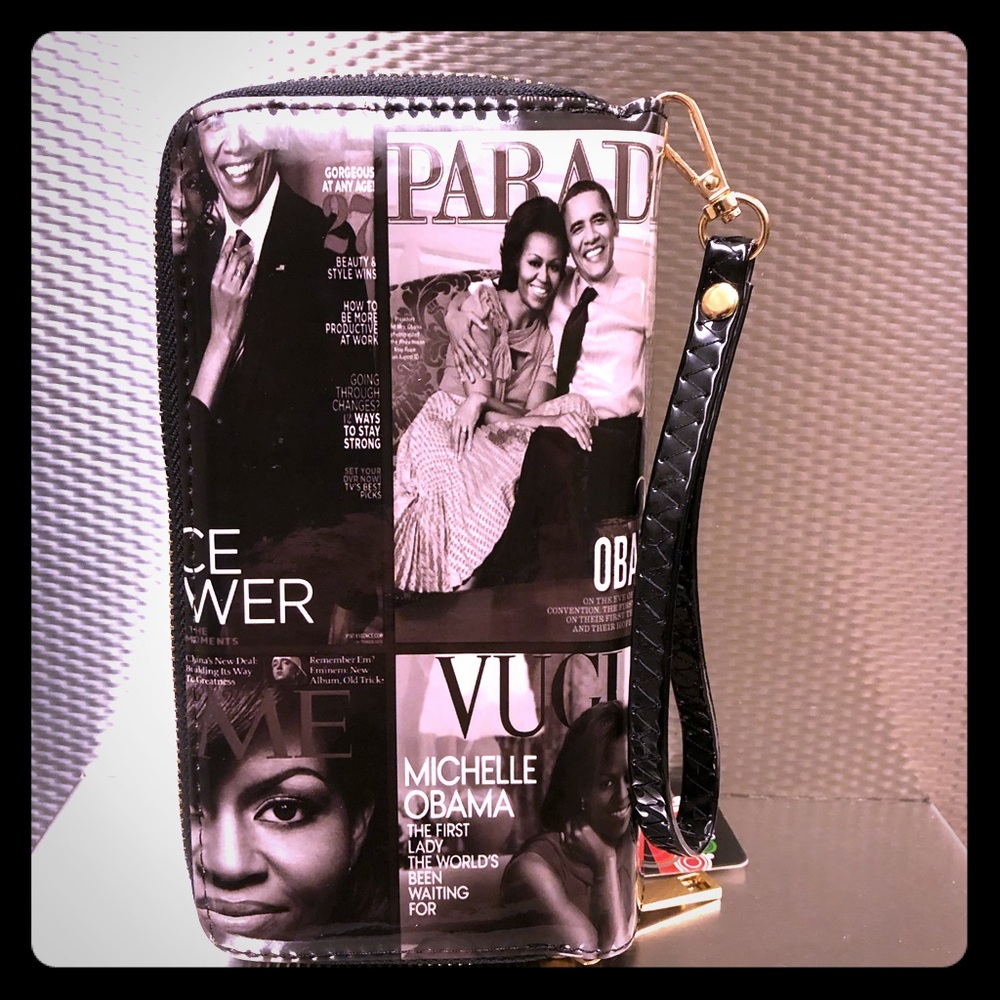 Magazine Cover College ZIP Around Wallet